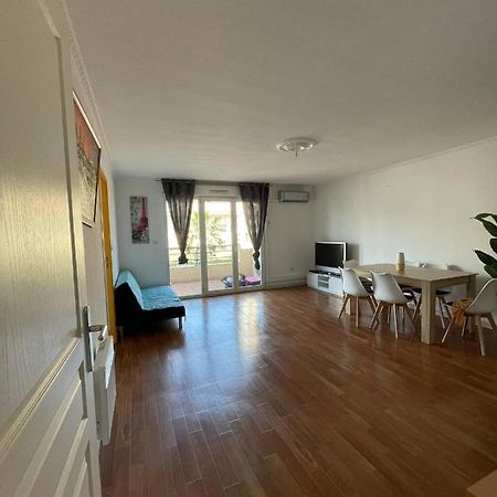 Chhun Appartement Draguignan Buitenkant foto