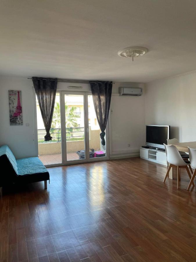 Chhun Appartement Draguignan Buitenkant foto